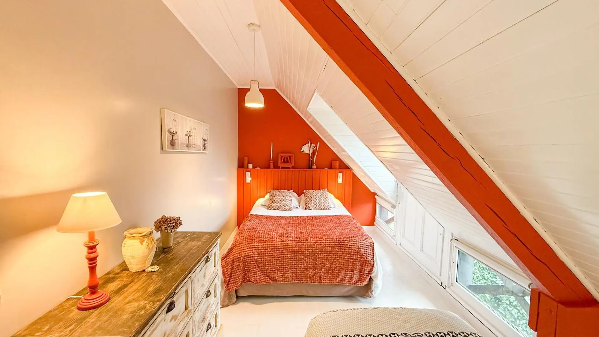 Holiday home Gites Du Domaine Du Grenier Yffiniac